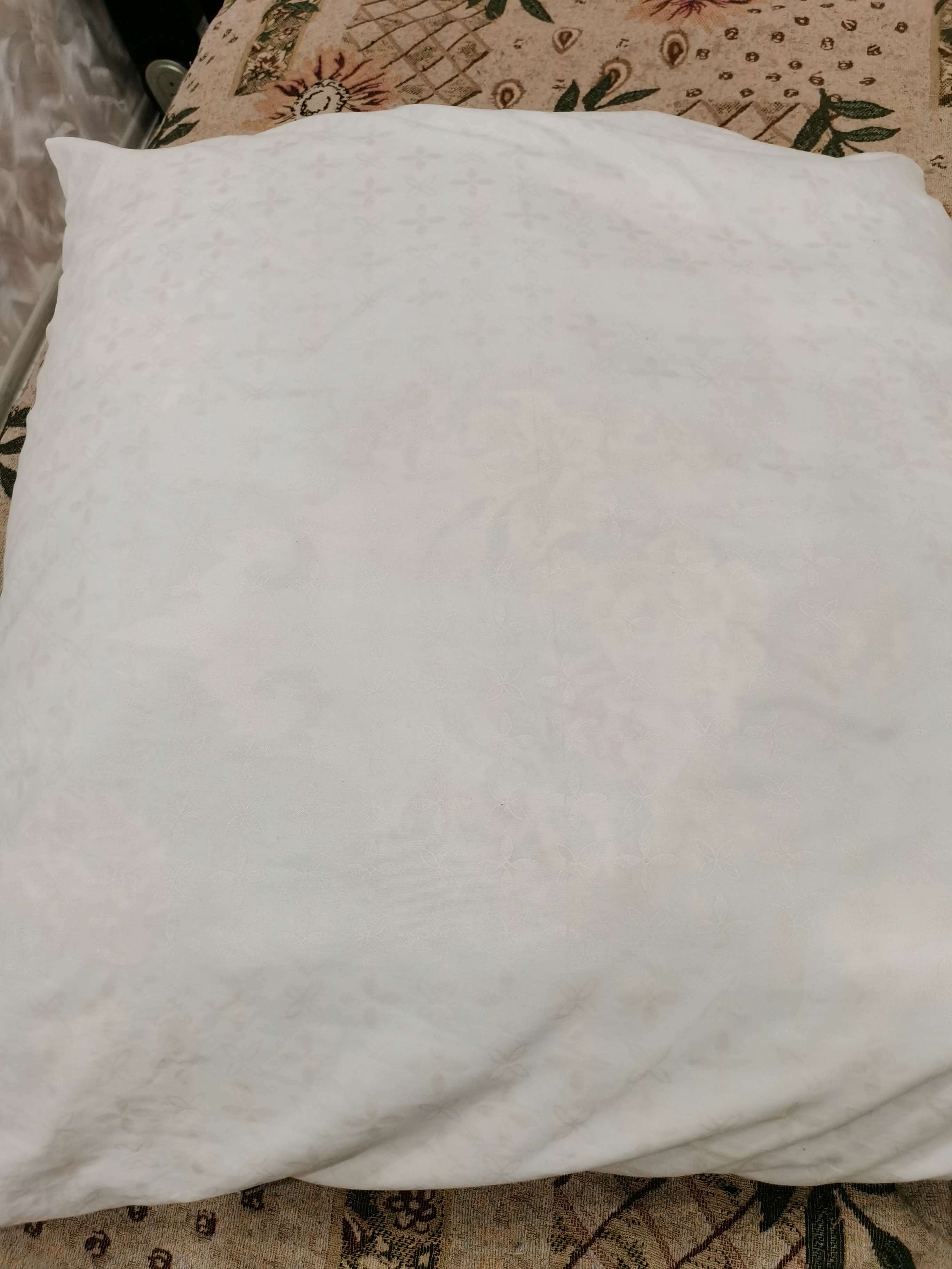 Фотография покупателя товара Наволочка-наперник 70х70см на молнии Римский (белый) , тик 90г/м, пэ70%, хл30% - Фото 1