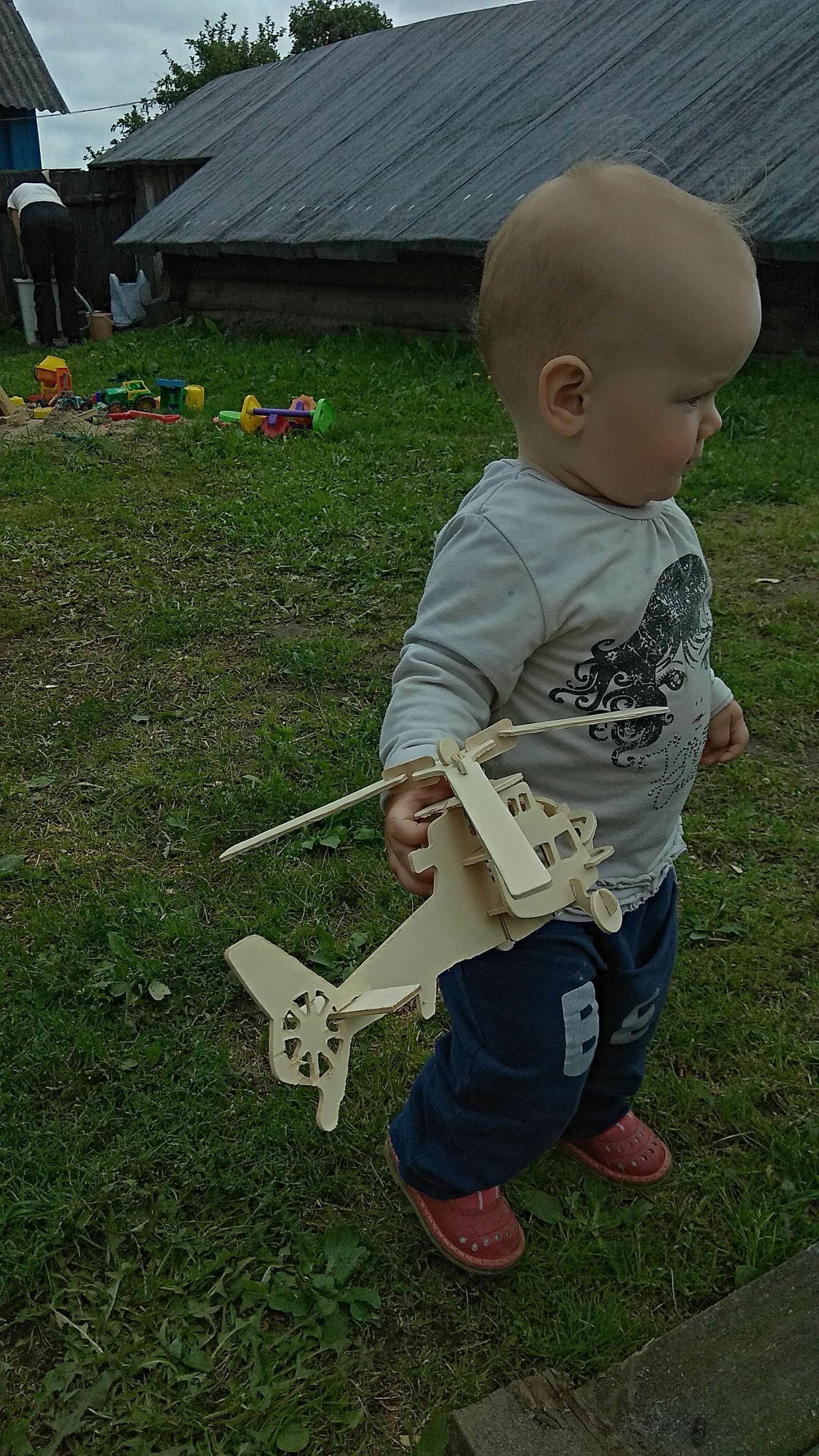Фотография покупателя товара Конструктор деревянный 3D "Вертолет" - Фото 3