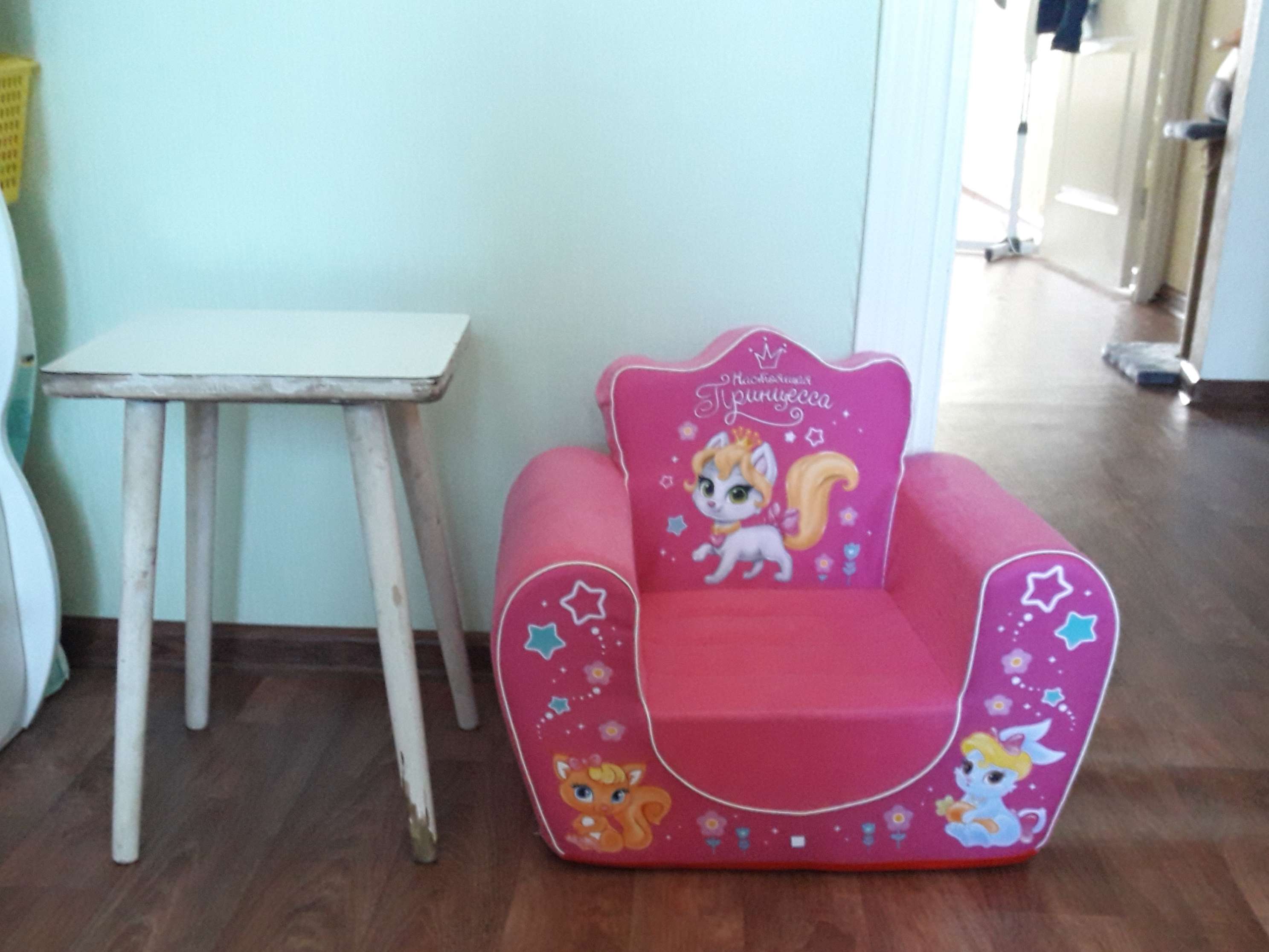Фотография покупателя товара Мягкая игрушка-кресло «Настоящая принцесса», цвет розовый - Фото 3