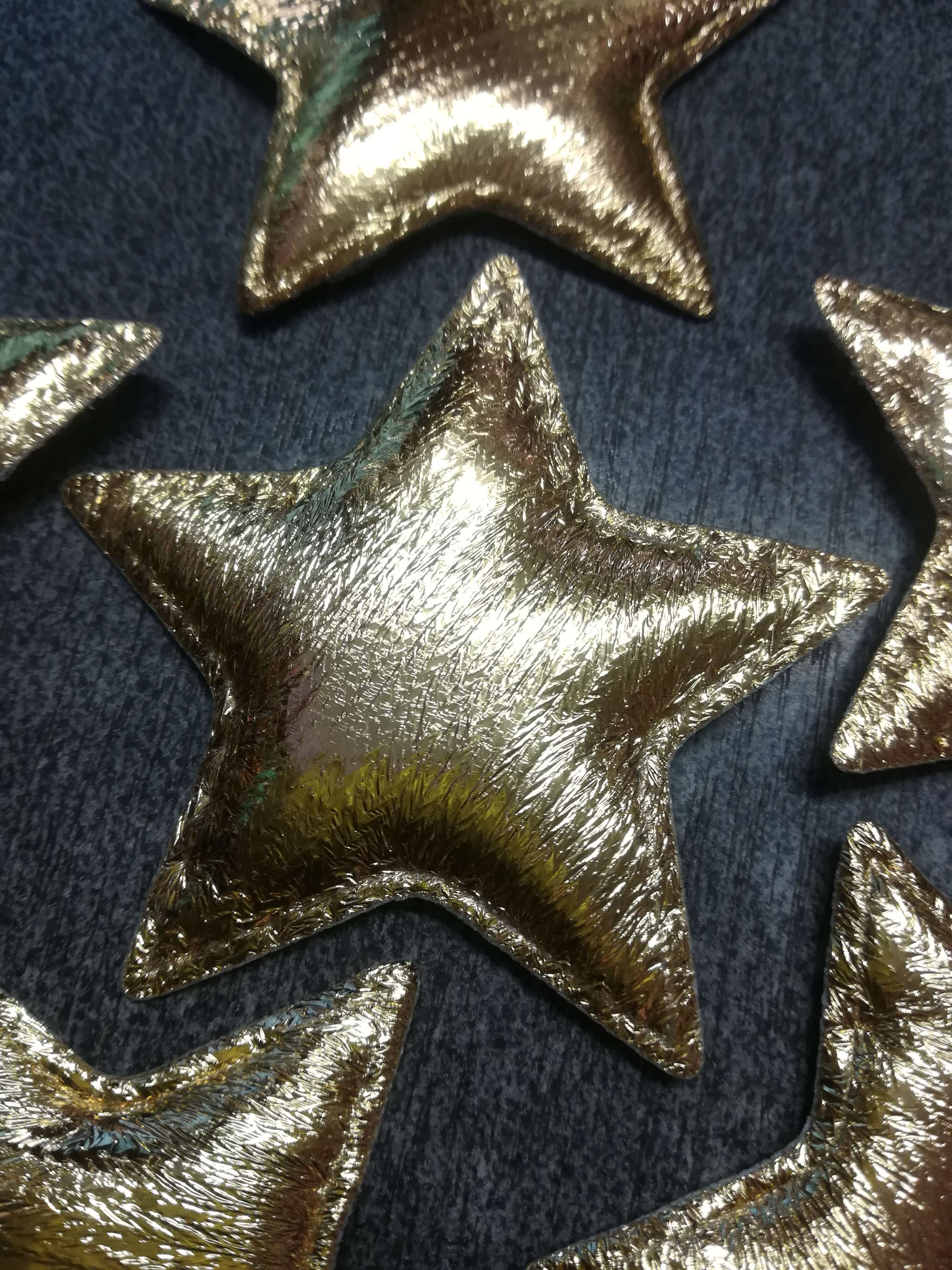Фотография покупателя товара Звёздочки декоративные, набор 12 шт., размер 1 шт. 5.5 × 5.5 см, цвет золото
