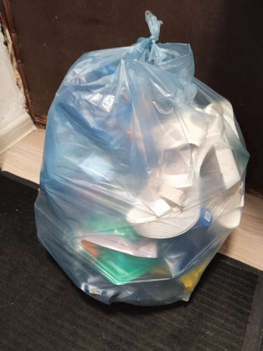 Фотография покупателя товара Мешки для мусора Доляна «Стандарт», 60 л, 50×80 см, 8 мкм, ПНД, 20 шт, цвет синий - Фото 2