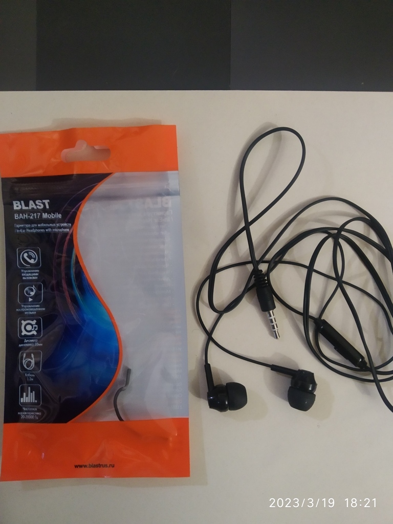 Фотография покупателя товара Наушники Blast BAH-217 Mobile, вакуумные, микрофон, 3.5 мм, 1.2 м, черные