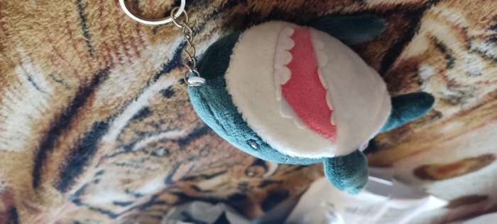 Фотография покупателя товара Мягкая игрушка «Акула», на брелоке, 15 см, БЛОХЭЙ, цвета МИКС - Фото 2