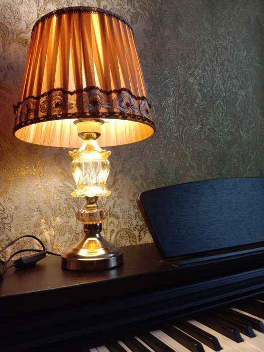 Фотография покупателя товара Лампа настольная Е27 220В "Грааль" низ с подсветкой 44х25х25 см - Фото 3