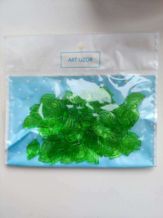 Фотография покупателя товара Декор для творчества пластик «Зелёный листик» набор 80 шт. 1.4×0.8 см - Фото 11