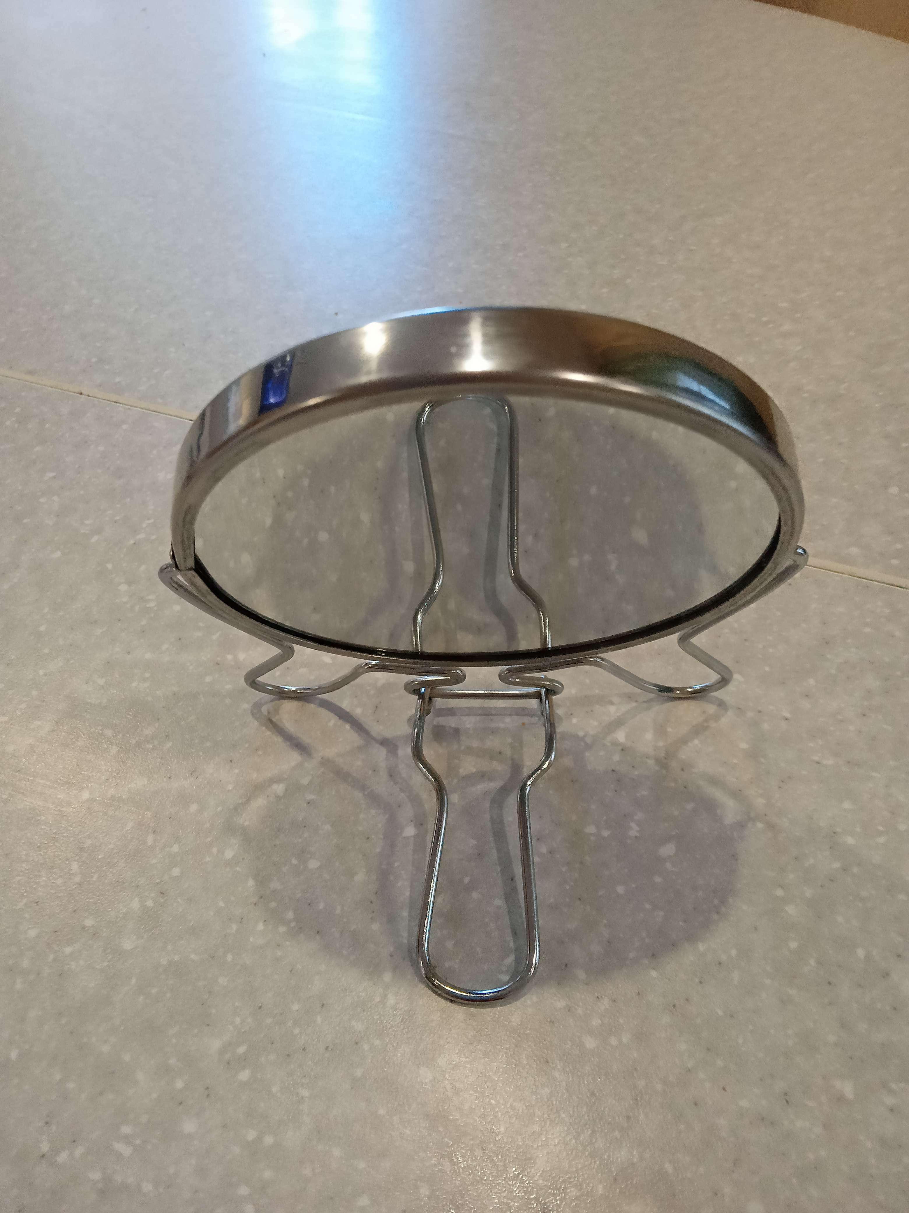 Фотография покупателя товара Зеркало складное-подвесное, двустороннее, с увеличением, d зеркальной поверхности 14 см, цвет серебряный - Фото 10