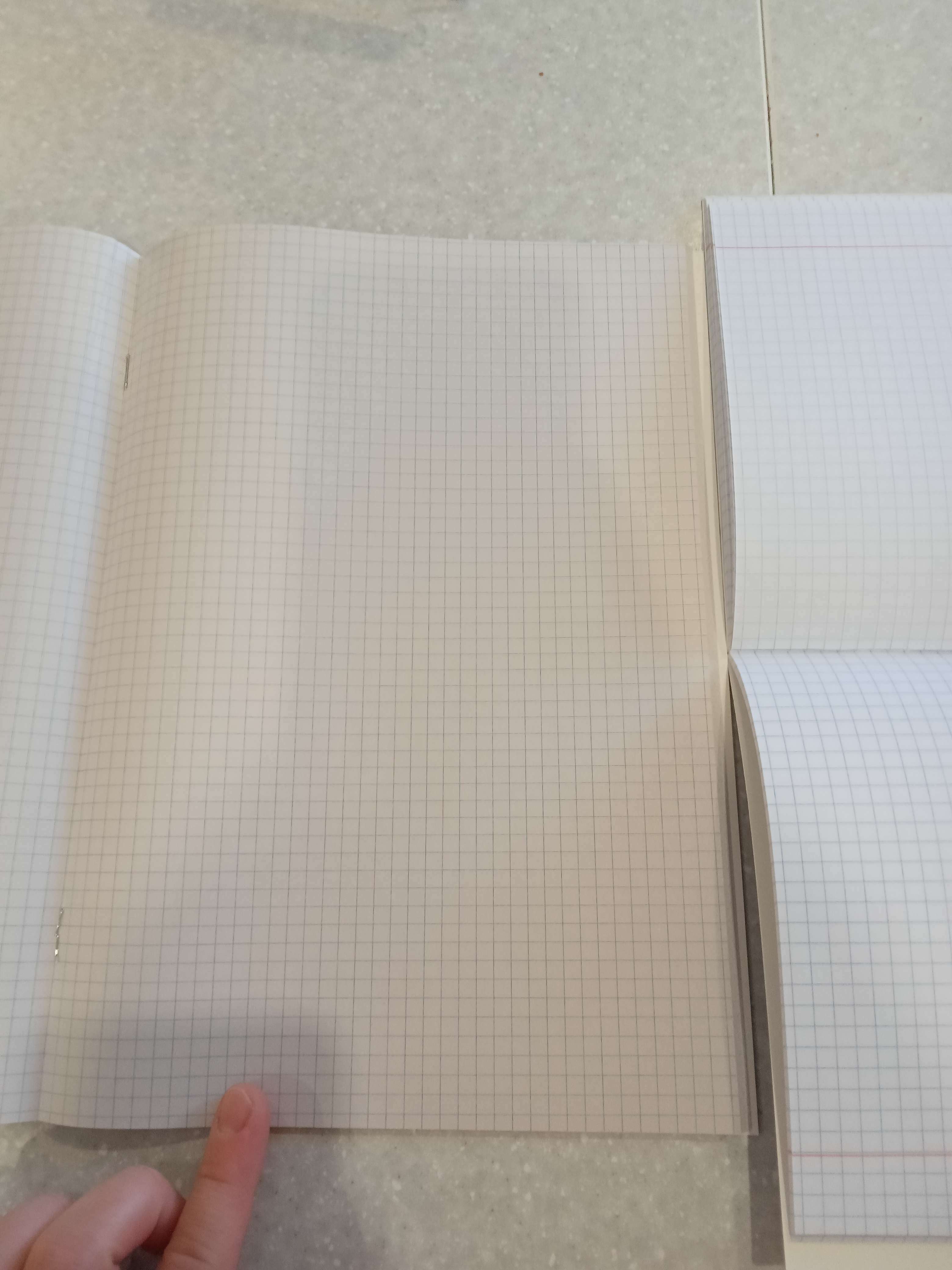 Фотография покупателя товара Тетрадь А4, 48 листов в клетку "Город", обложка мелованный картон, блок №2, белизна 75%
