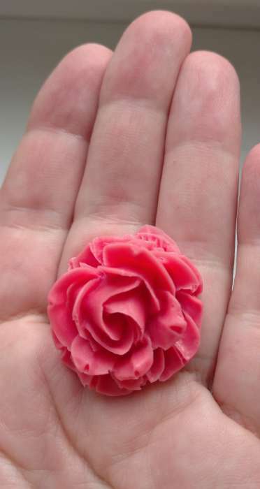 Фотография покупателя товара Молд «Роза», силикон, 4,5×2 см, цвет МИКС