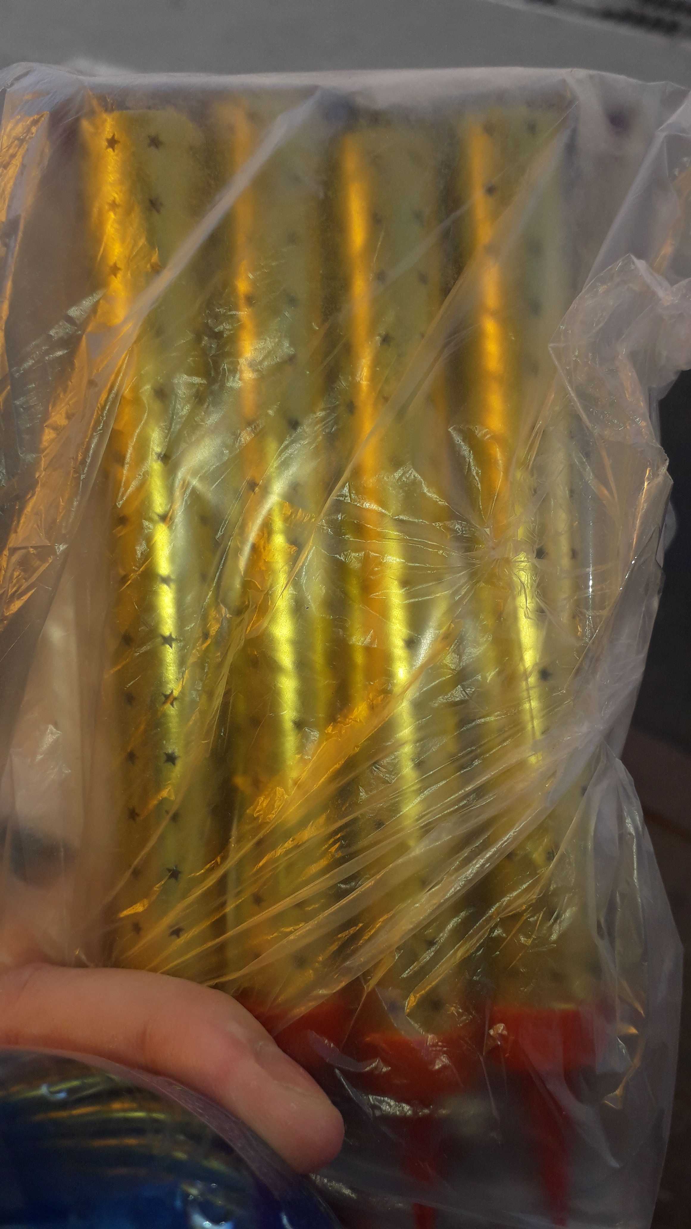 Фотография покупателя товара Свечи фонтаны для торта "Золотые искры", 12,5 см, 40 секунд, 4 шт - Фото 96