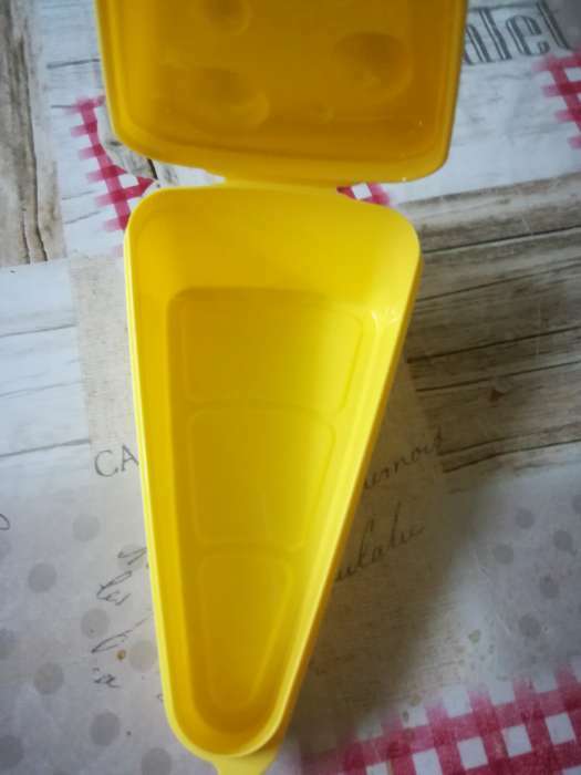 Фотография покупателя товара Контейнер для сыра, 19,8×10,6×7,5 см, цвет жёлтый - Фото 1