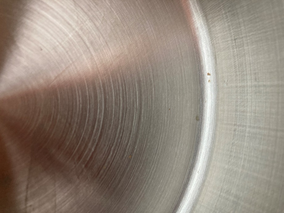 Фотография покупателя товара Ковш из нержавеющей стали «Базис», 1,2 л, d=16 см, с мерной шкалой, металлическая ручка - Фото 5