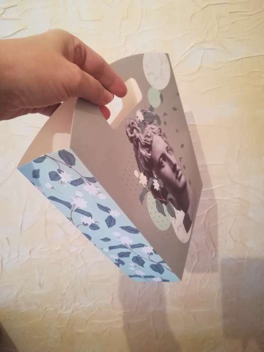 Фотография покупателя товара Пакет подарочный, упаковка, «Great», 23 х 22 х 6 см - Фото 1