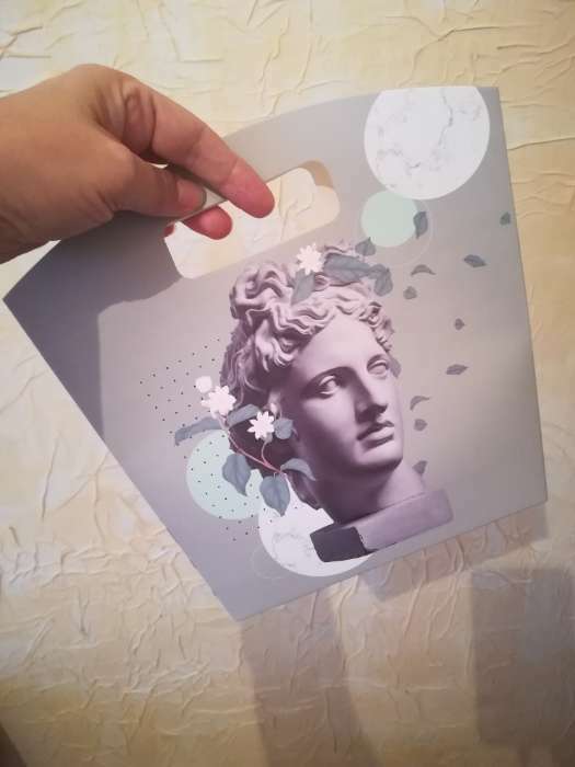 Фотография покупателя товара Пакет подарочный, упаковка, «Great», 23 х 22 х 6 см - Фото 2