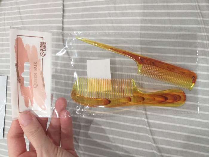 Фотография покупателя товара Набор расчёсок, 2 предмета, 16,5 см, цвет «янтарный» - Фото 3