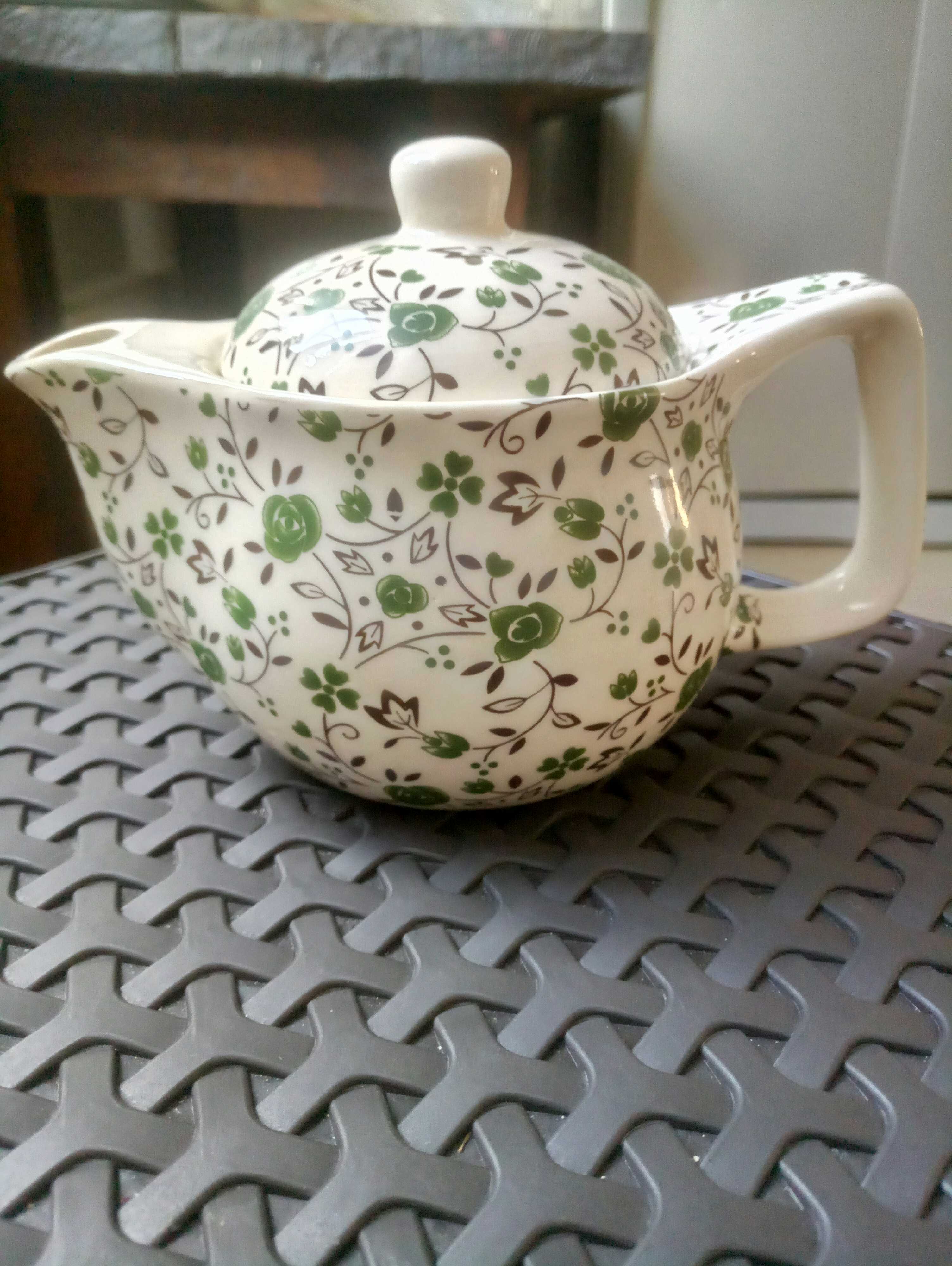 Фотография покупателя товара Чайник керамический заварочный «Виньетки», 350 мл, металлическое сито, цвет зелёный - Фото 1
