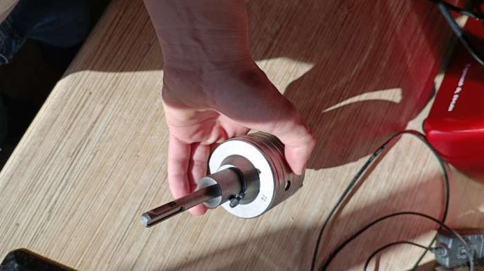 Фотография покупателя товара Коронка буровая в сборе ТУНДРА, SDS-plus, М22×73 мм - Фото 2