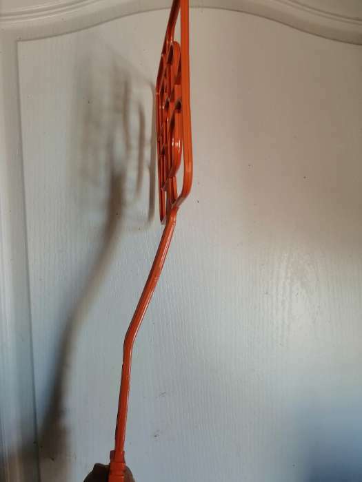 Фотография покупателя товара Пылевыбивалка, цвет оранжевый - Фото 2
