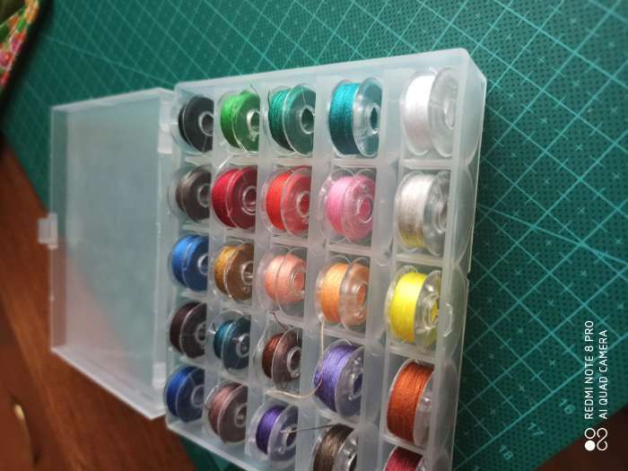 Фотография покупателя товара Набор шпулек с нитками, в органайзере, d = 20 мм, 25 шт, цвет разноцветный - Фото 10
