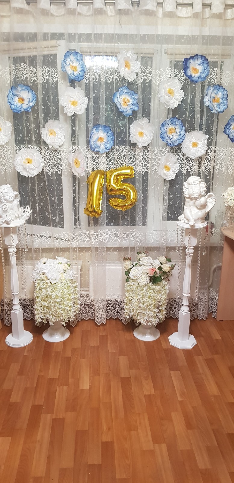 Фотография покупателя товара Белый цветок для свадебного декора, 30,5 х 23 х 1,8 см - Фото 2