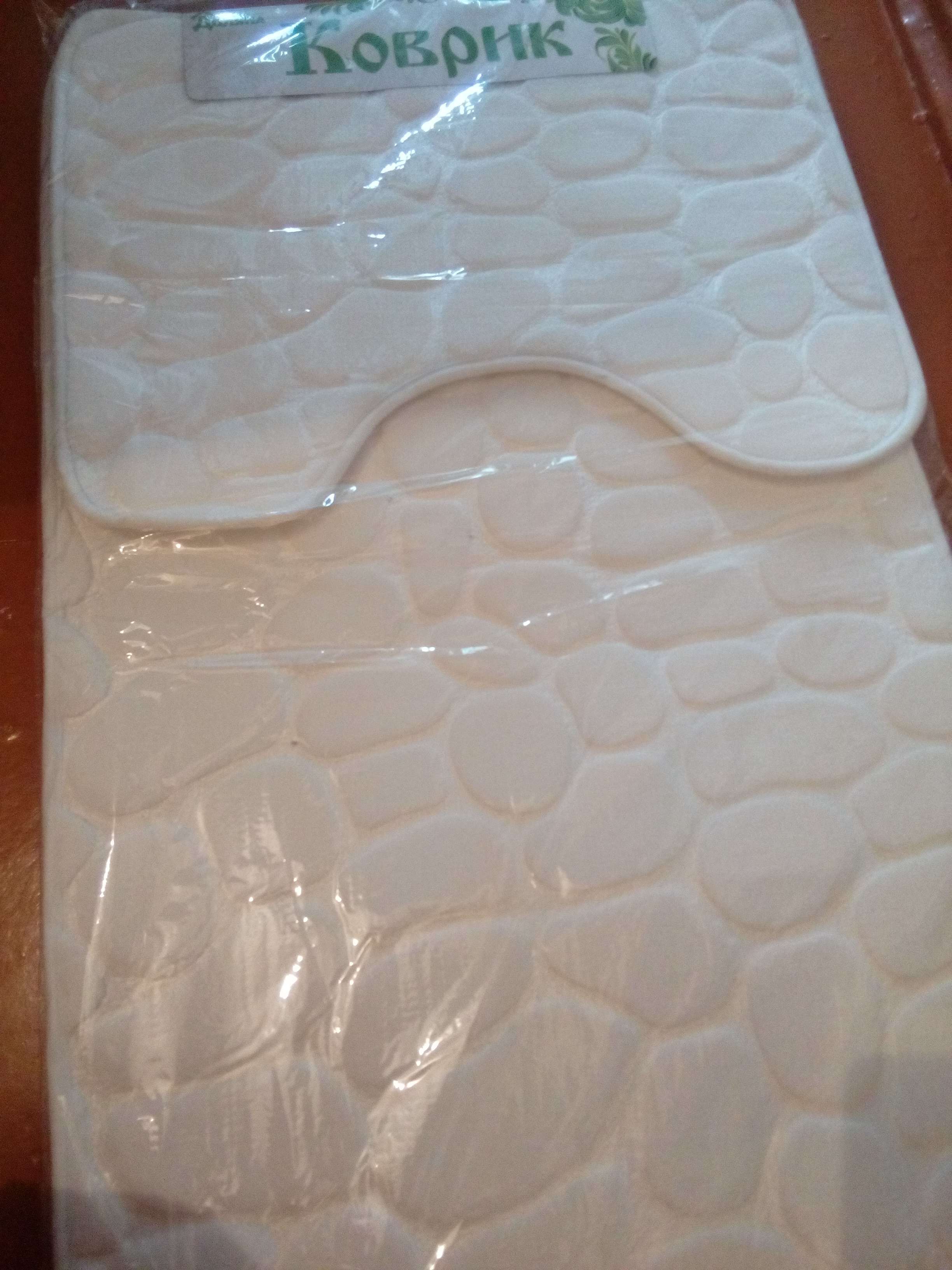 Фотография покупателя товара Набор ковриков для ванной и туалета Доляна «Галька», 2 шт, 39×50, 50×80 см, цвет белый - Фото 1