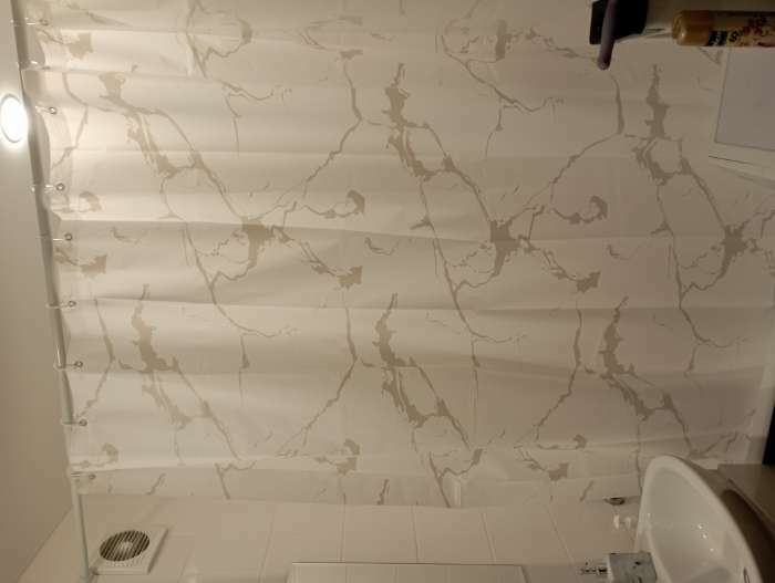 Фотография покупателя товара Штора для ванной Доляна «Мрамор», 180×180 см, EVA, с люверсами