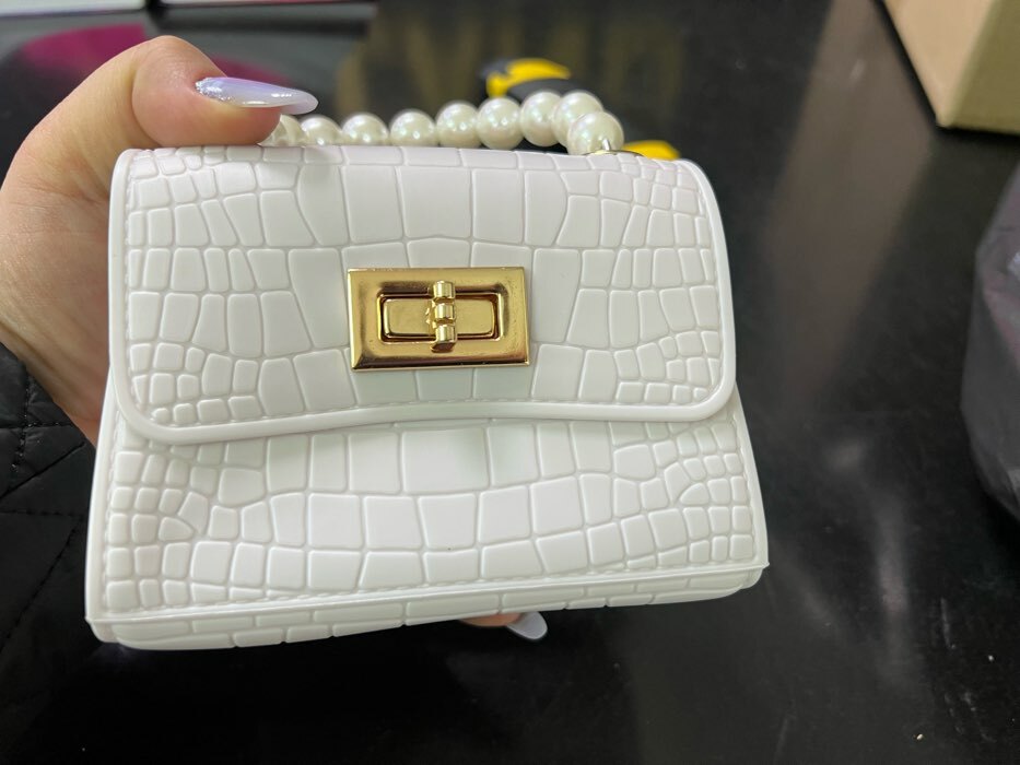 Фотография покупателя товара Сумка-мессенджер детская, цвет белый - Фото 1