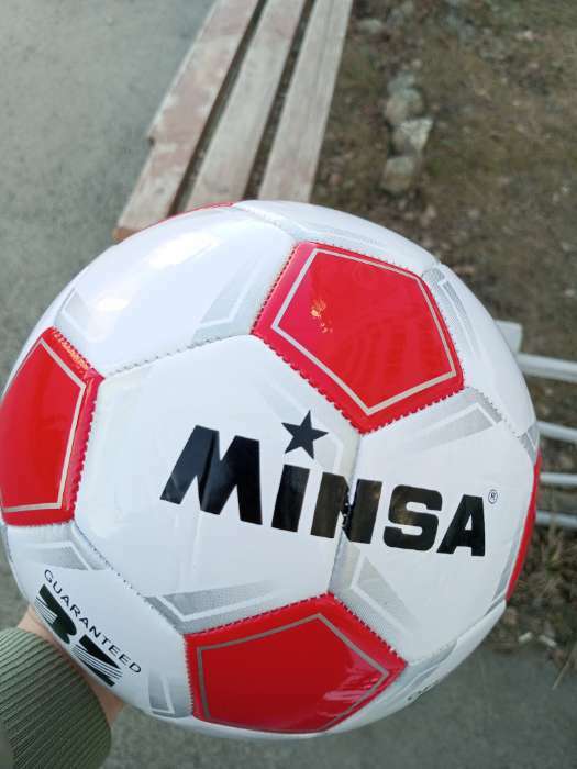 Фотография покупателя товара Мяч футбольный MINSA Classic, ПВХ, машинная сшивка, 32 панели, размер 5 - Фото 1