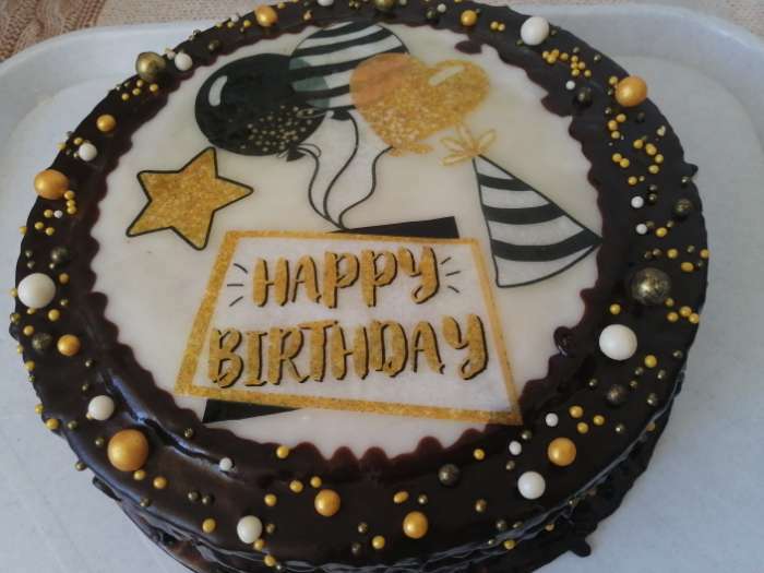 Фотография покупателя товара Вафельные картинки съедобные «С Днём рождения» для капкейков, торта KONFINETTA, 12 шт. - Фото 5