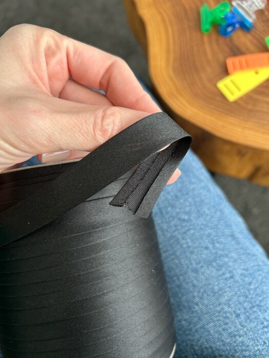 Фотография покупателя товара Косая бейка атласная, 15 мм × 132 м, цвет чёрный F322