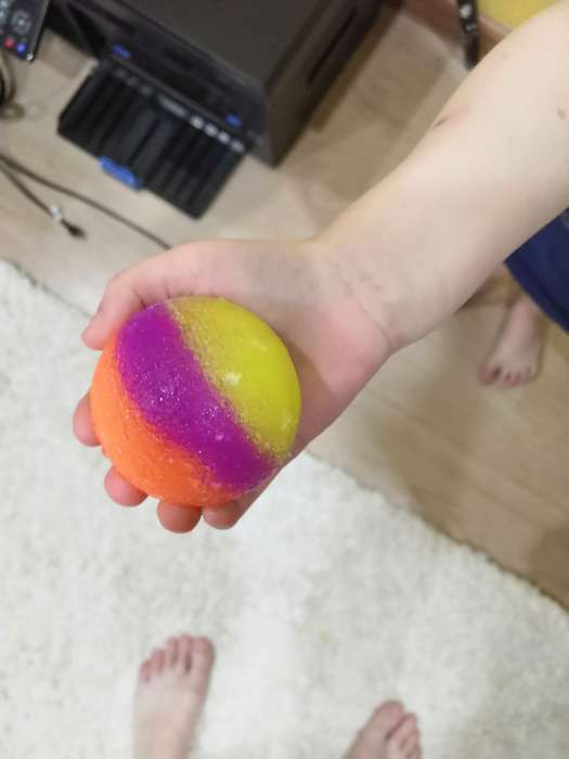 Фотография покупателя товара Набор для опытов «Прыгающие мячи», 1 форма 3 цвета