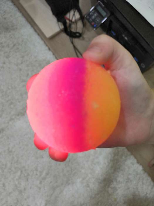 Фотография покупателя товара Набор для опытов «Прыгающие мячи», неоновый, 1 форма 4 цвета - Фото 4