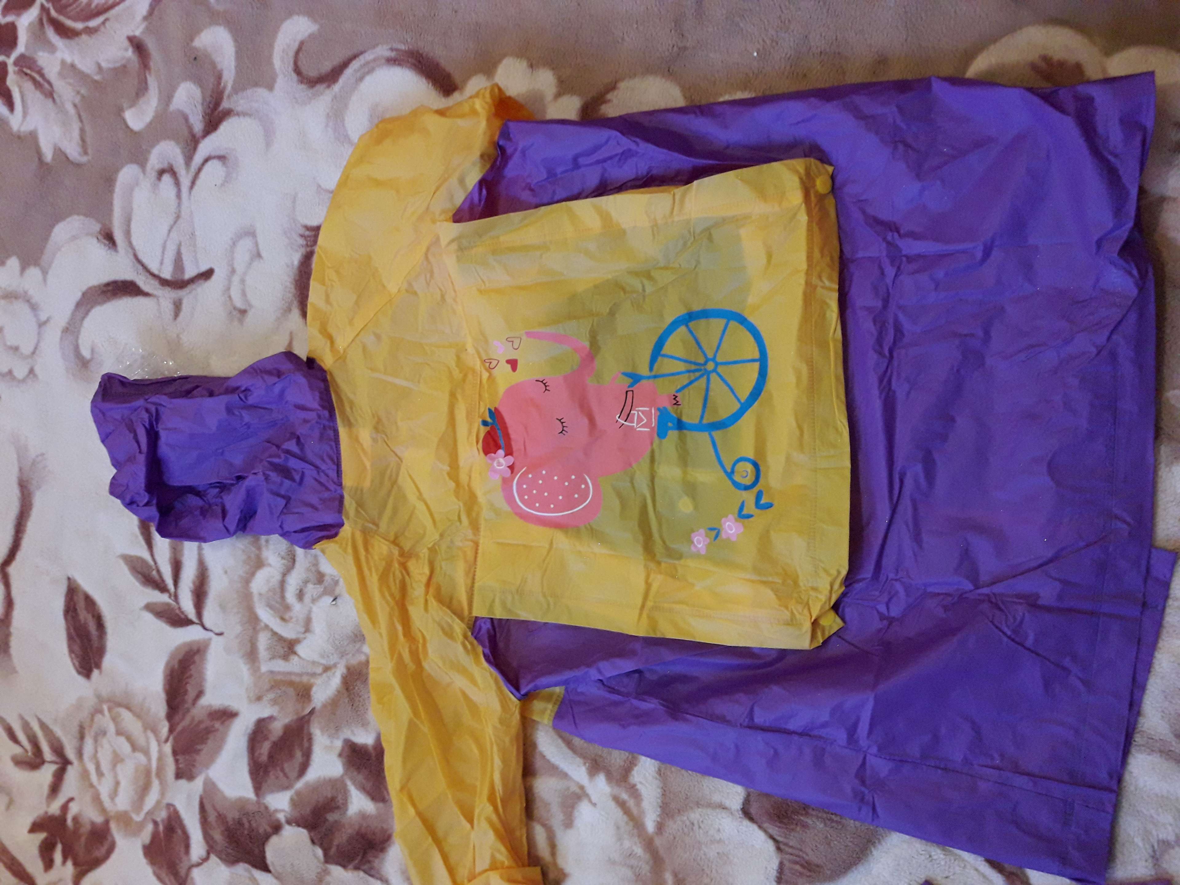 Фотография покупателя товара Дождевик детский «Слонёнок», карман под рюкзак, капюшон с козырьком, рост 100-110 - Фото 1