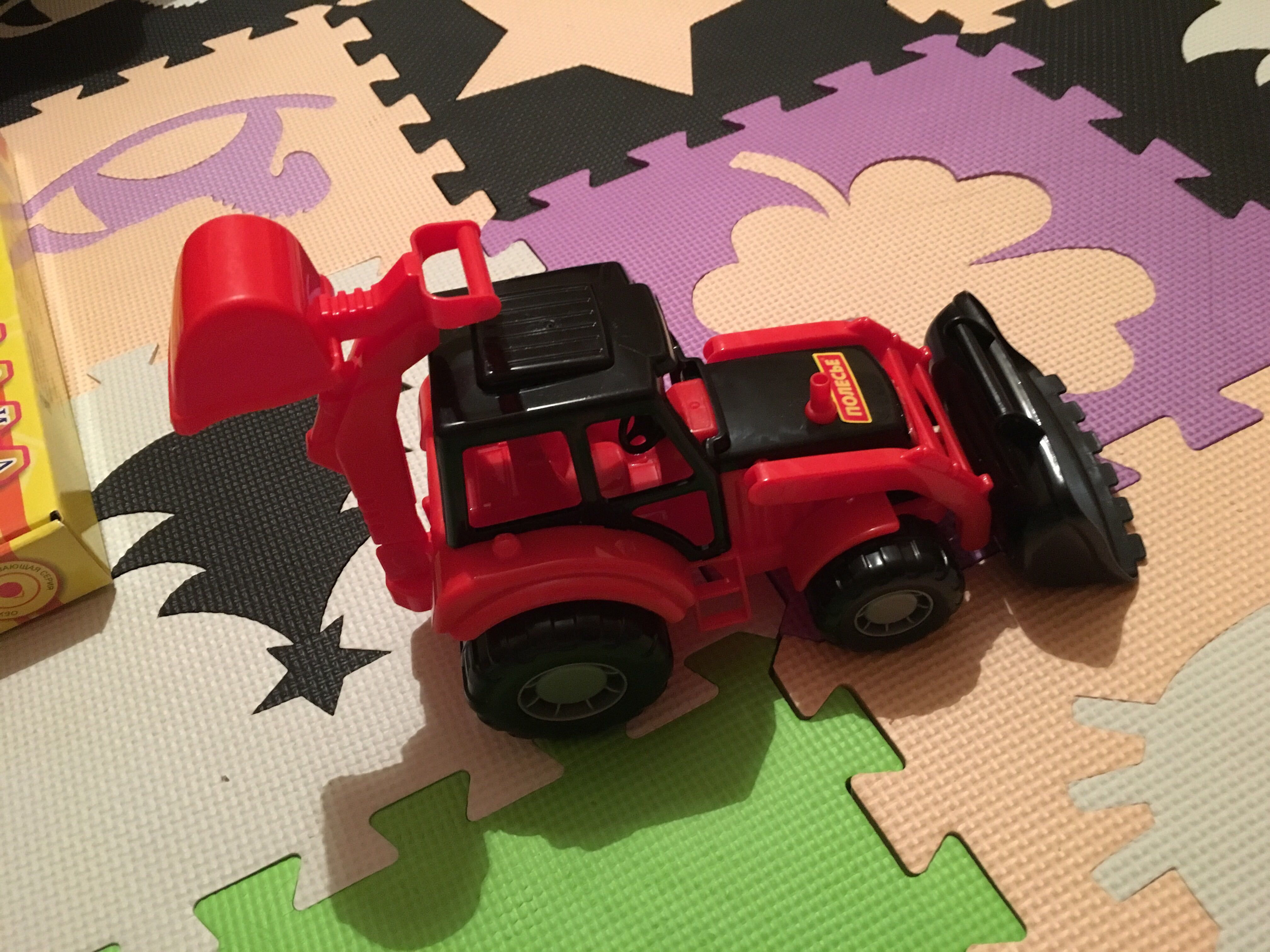 Фотография покупателя товара Трактор-экскаватор «Мастер», цвета МИКС