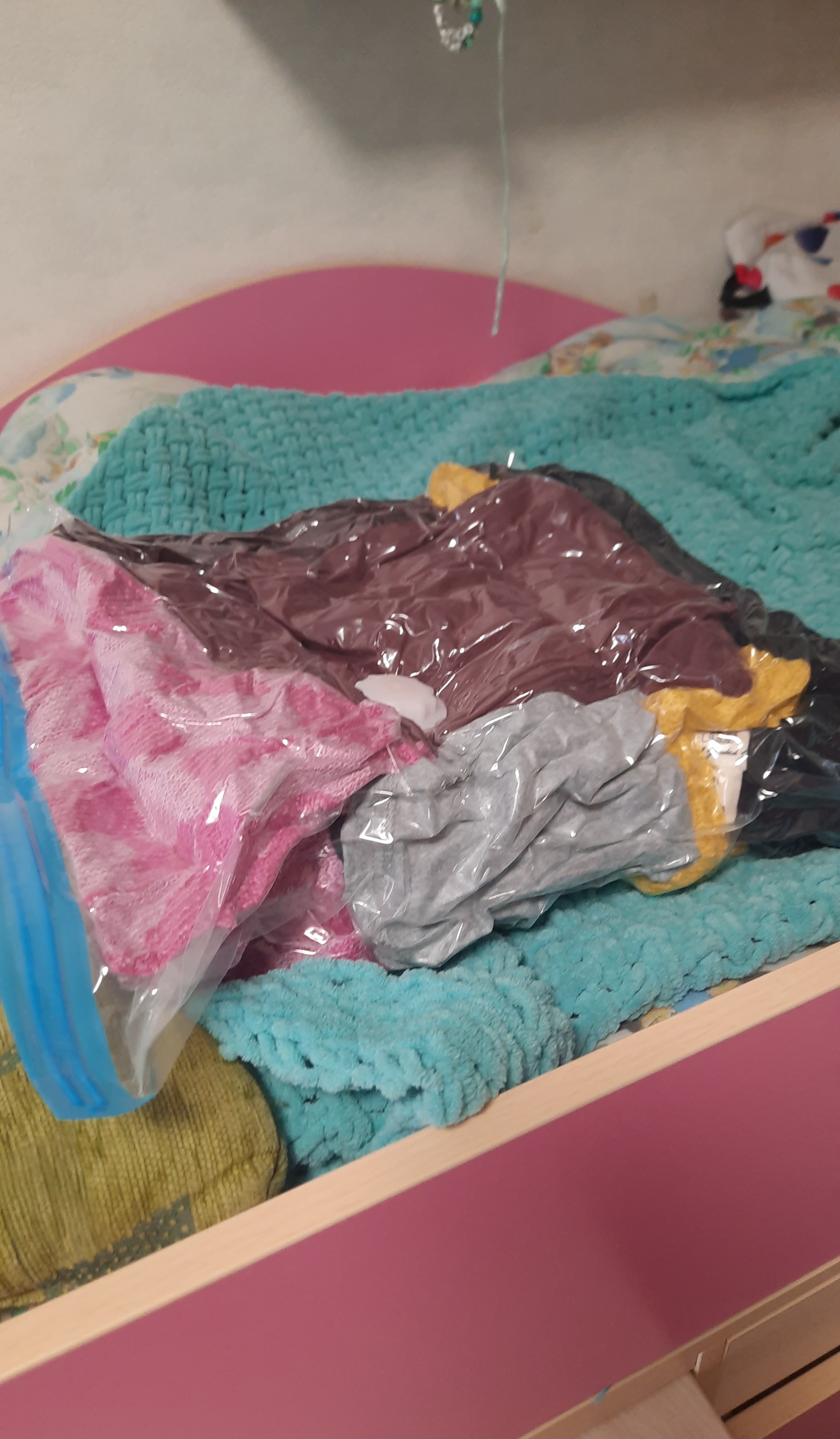 Фотография покупателя товара Вакуумный пакет для хранения вещей Доляна, 60×80 см, прозрачный - Фото 15