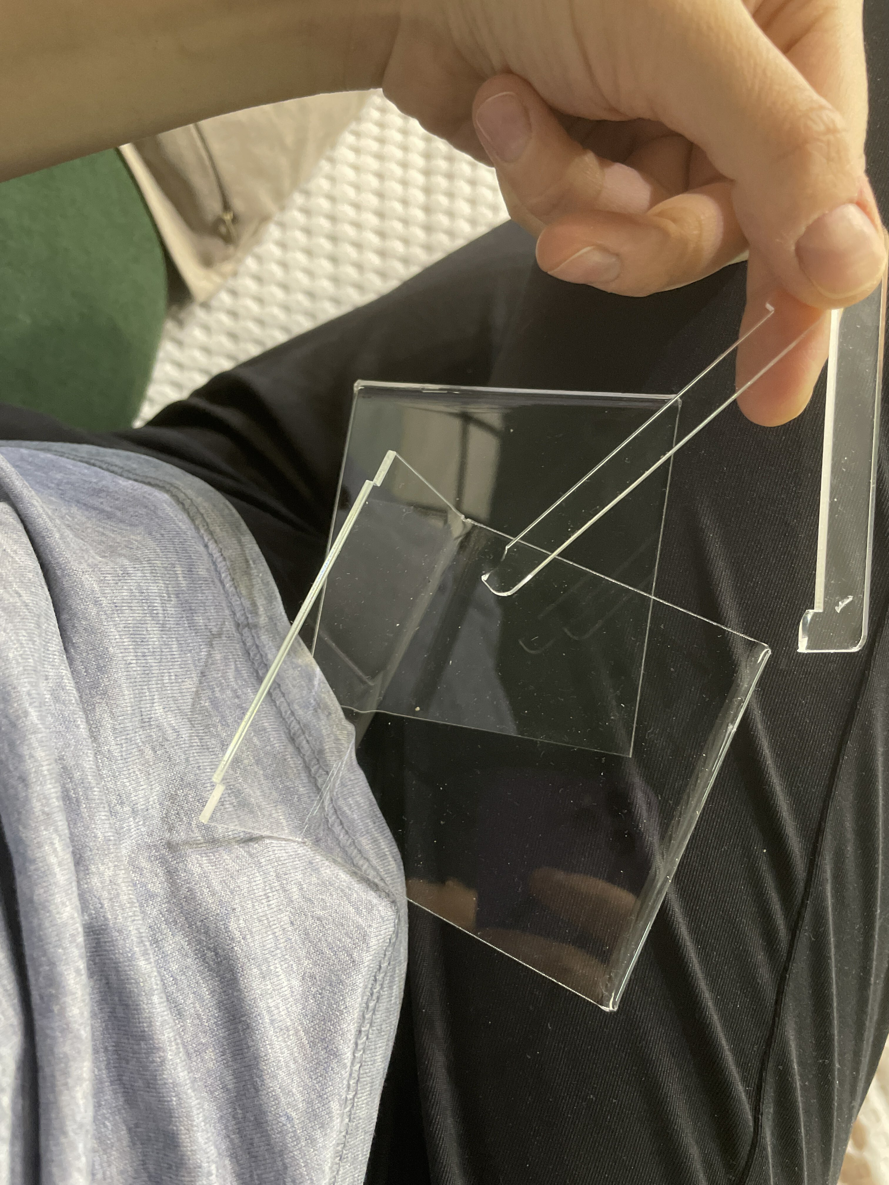 Фотография покупателя товара Горка на одну ступеньку 8×8×6 см, оргстекло 2 мм, В ЗАЩИТНОЙ ПЛЁНКЕ - Фото 1