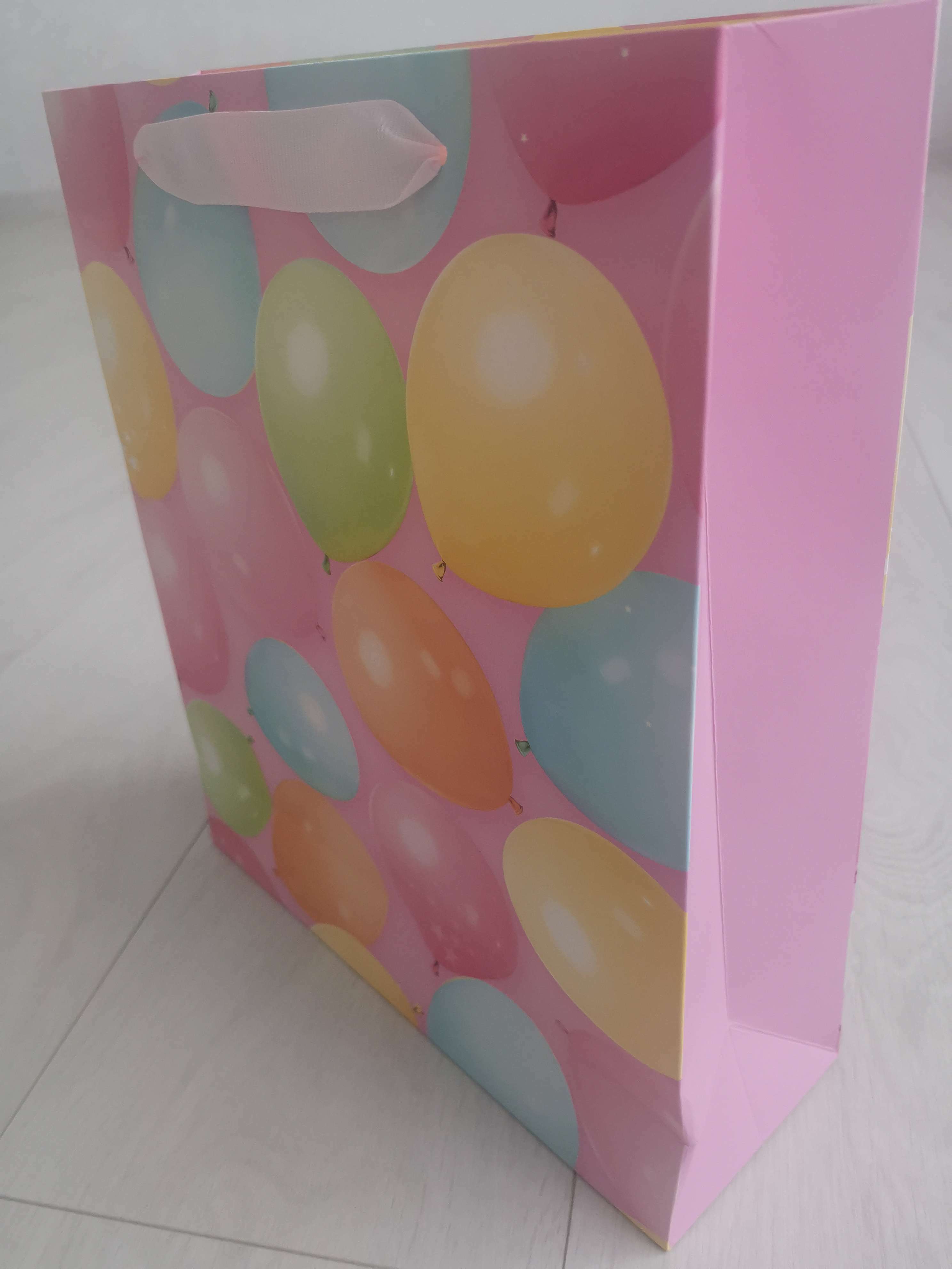 Фотография покупателя товара Пакет подарочный ламинированный вертикальный, упаковка, «С Днём Рождения!», L 31 х 40 х 11,5 см - Фото 2