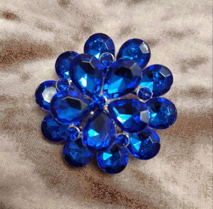 Фотография покупателя товара Брошь «Цветок» василёк, цвет синий в серебре - Фото 1