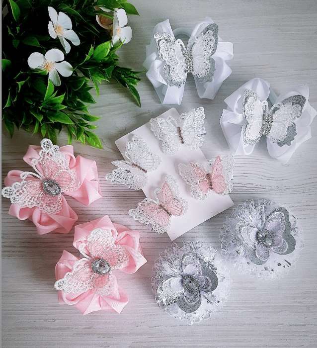 Фотография покупателя товара Аппликация для одежды «Бабочка», текстильная, 3.5×4 см, 10 шт., чёрная - Фото 3