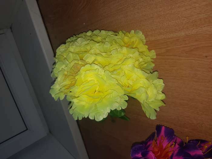 Фотография покупателя товара Цветы искусственные "Глоксиния соната" d-11 см h-20 см, жёлтый