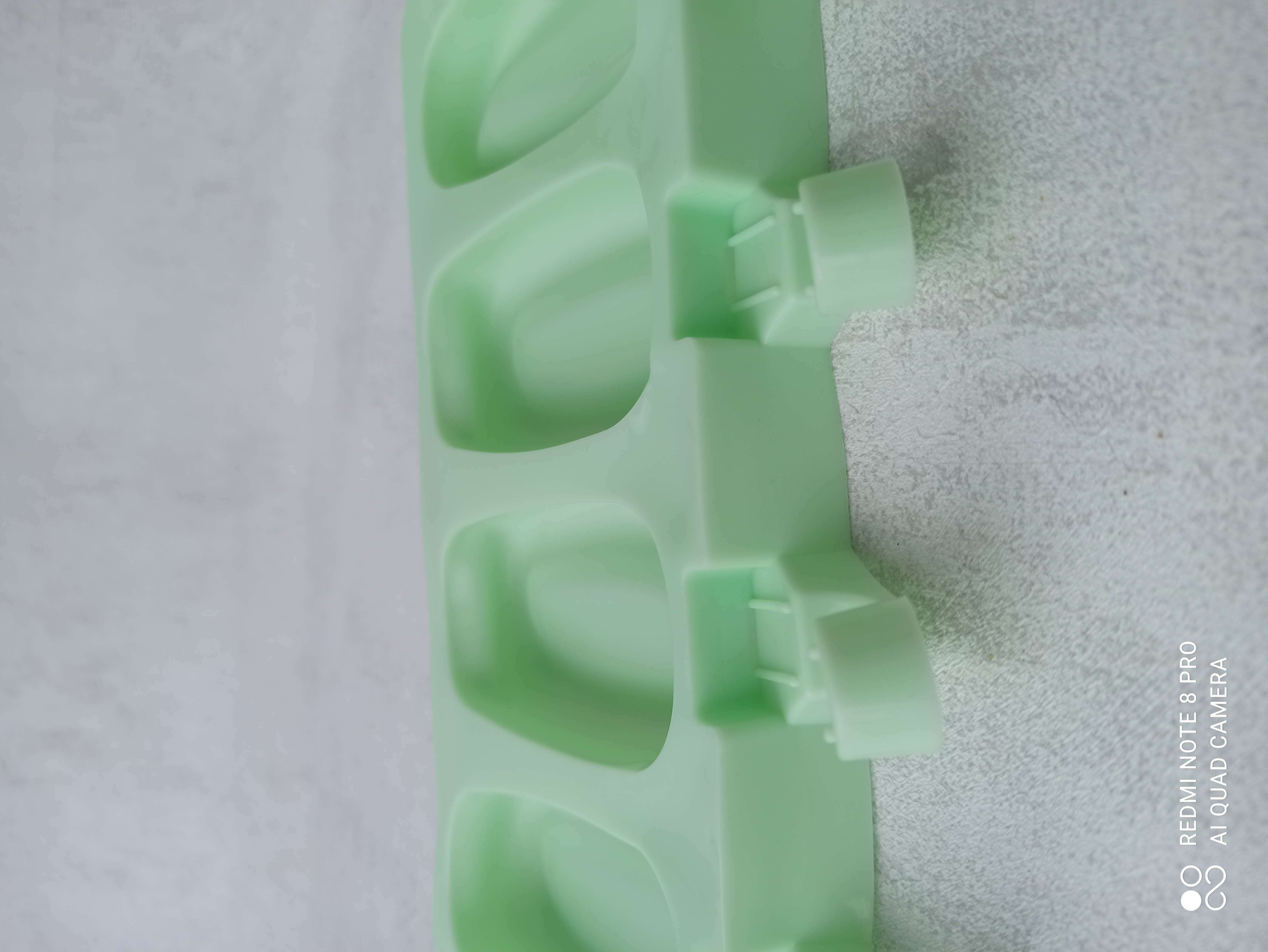 Фотография покупателя товара Форма для мороженого «Эскимо классика», силикон, 25,8×14,6×2,6 см, 4 ячейки, цвет МИКС - Фото 28