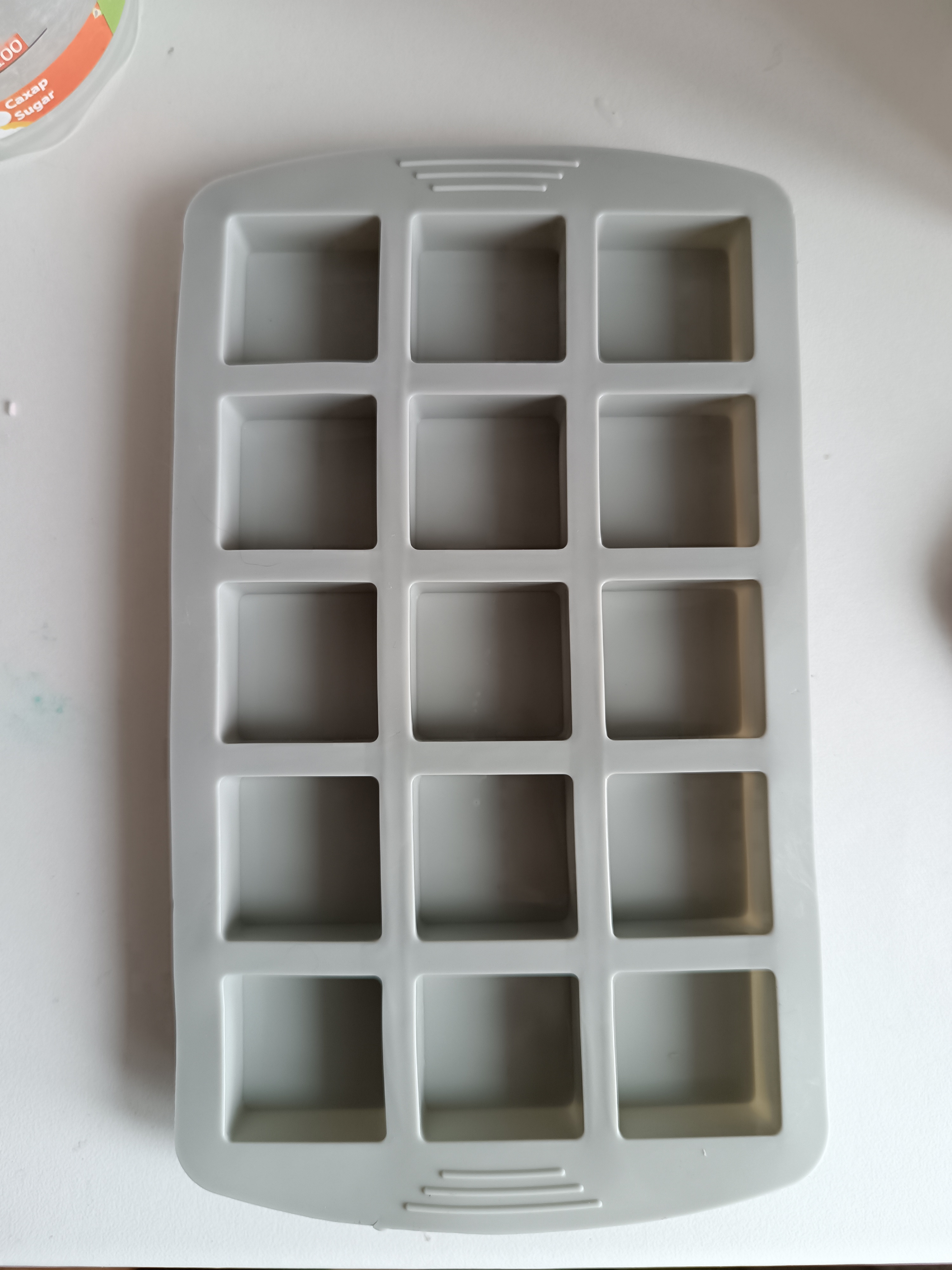Фотография покупателя товара Форма для льда Доляна «Кьюб», силикон, 20×11,5×1,5 см, 15 ячеек, цвет розовый - Фото 1