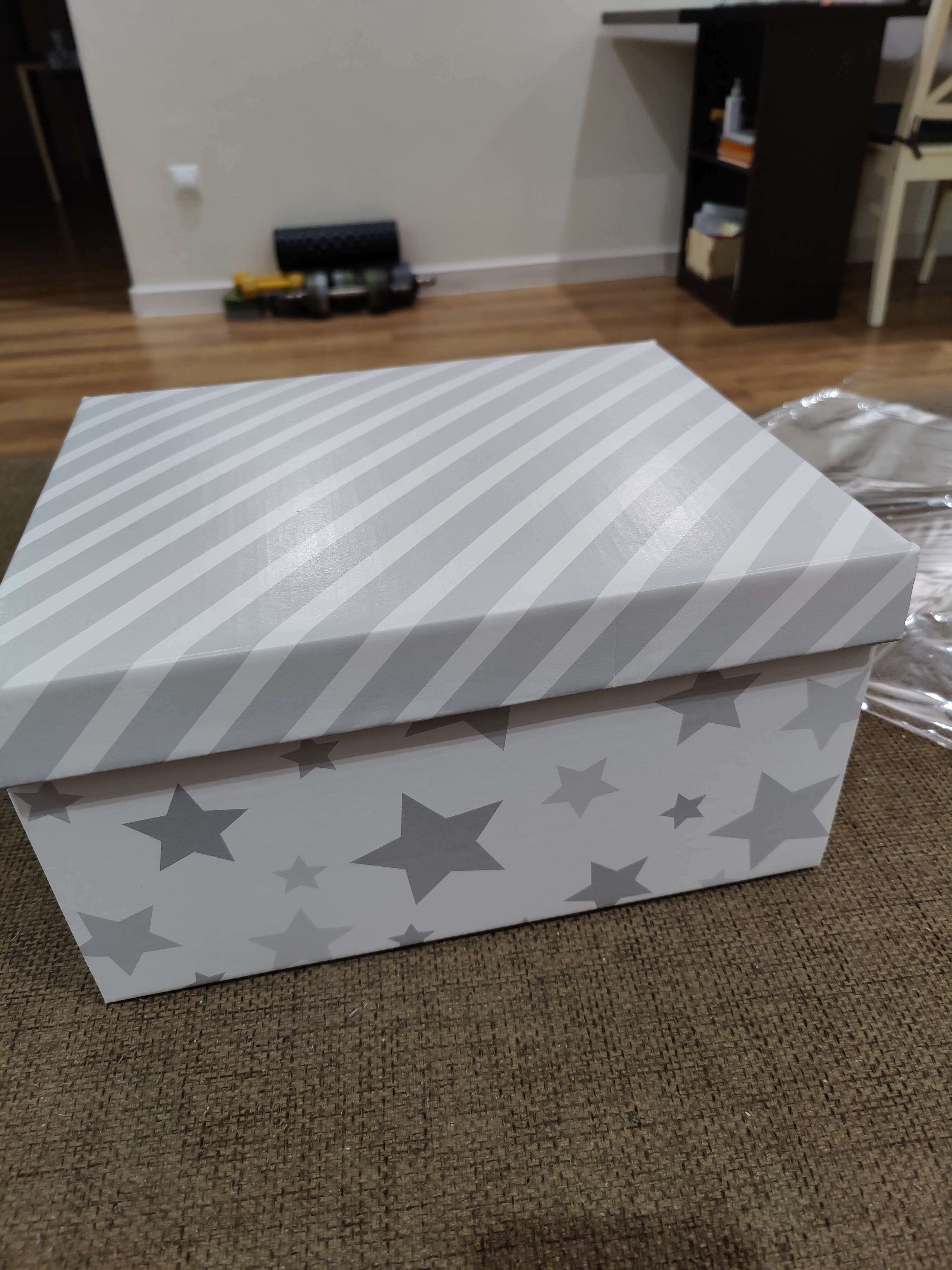 Фотография покупателя товара Коробка подарочная складная, упаковка, «Звёздные радости», 31,2 х 25,6 х 16,1 см - Фото 6