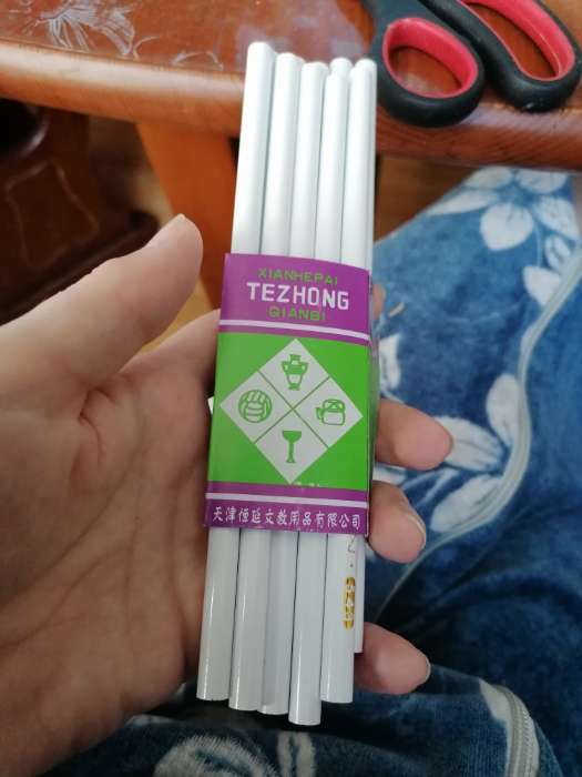 Фотография покупателя товара Карандаш цветной для разных поверхностей (стекло, ткани, металлу, пластику, резине) белый - Фото 10