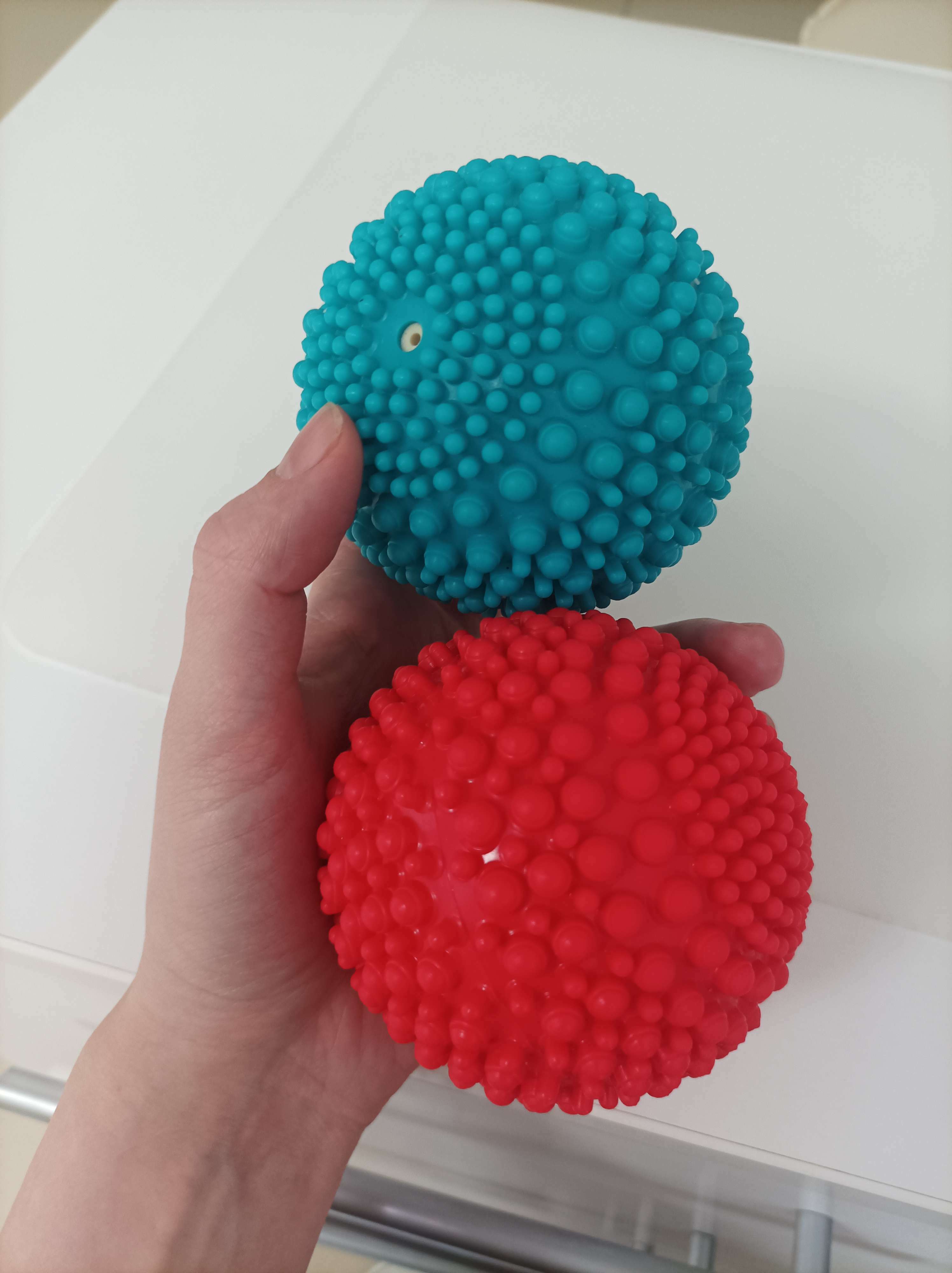 Фотография покупателя товара Мяч массажный, d=9 см, 140 г, цвета МИКС - Фото 1