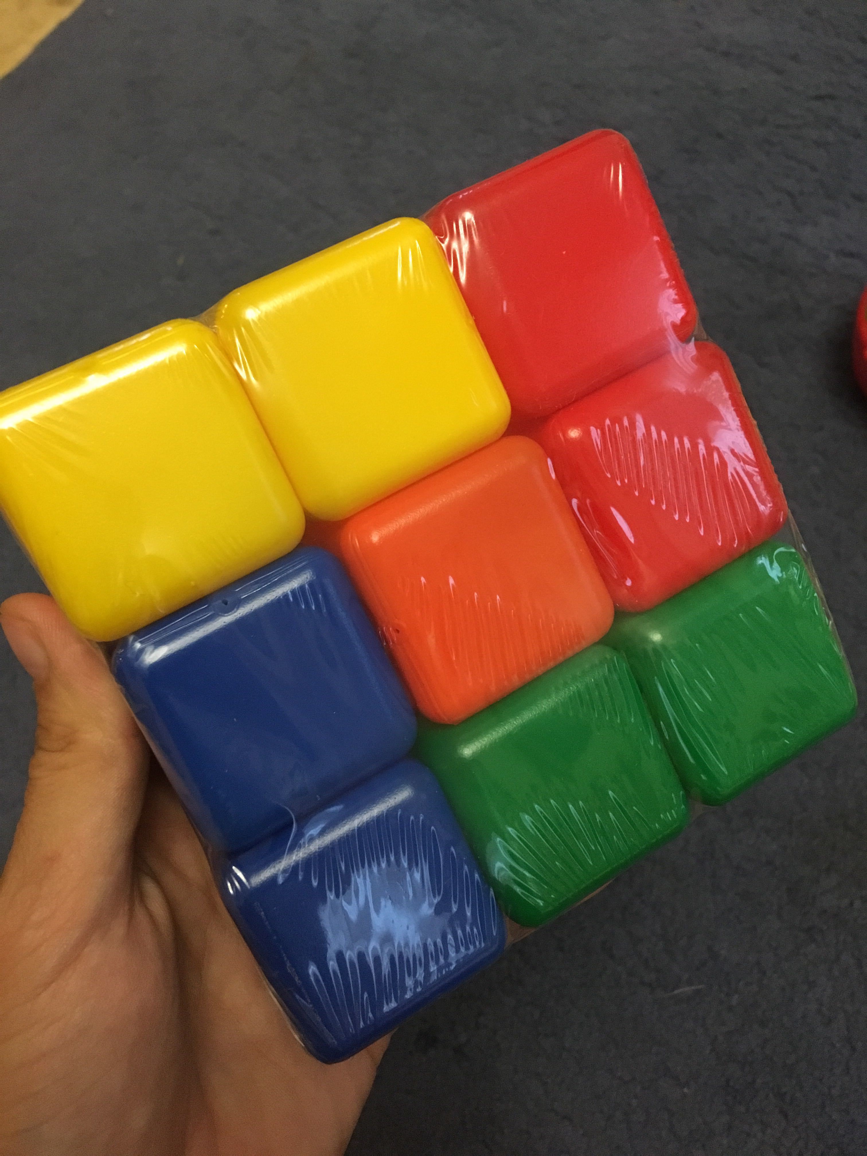Фотография покупателя товара Набор цветных кубиков, 9 штук, 4 × 4 см