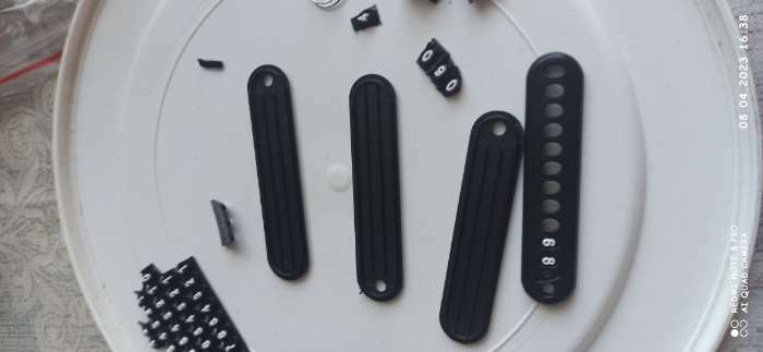 Фотография покупателя товара Брелок для ключей TORSO с номером телефона, пластиковый, черный - Фото 3