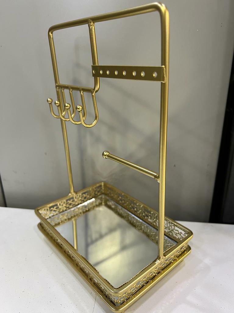 Фотография покупателя товара Подставка для украшений «Прямоугольник с крючками», 16,5×11×26 см, цвет золото - Фото 2