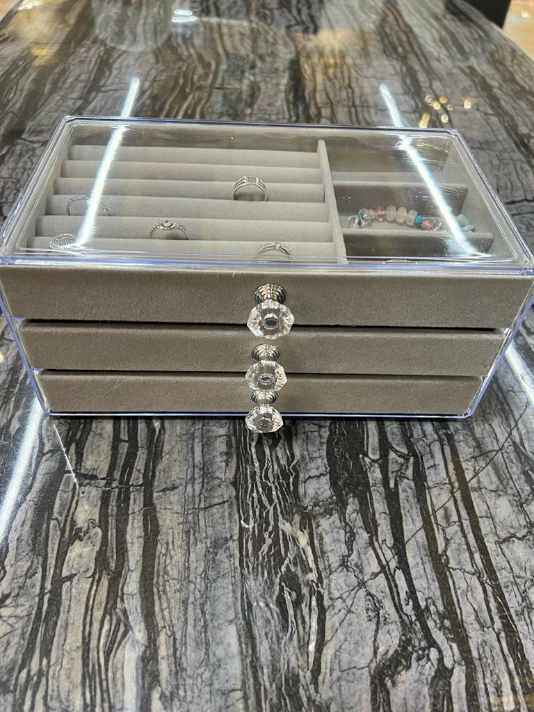 Фотография покупателя товара Подставка для украшений «Шкатулка Эдем», 23,5x13x11 см, цвет серый - Фото 1