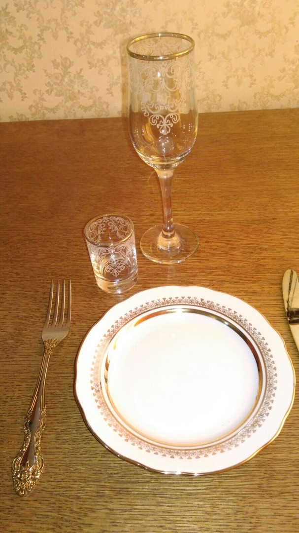 Фотография покупателя товара Набор тарелок с вырезным краем «Классические», 18 предметов - Фото 3