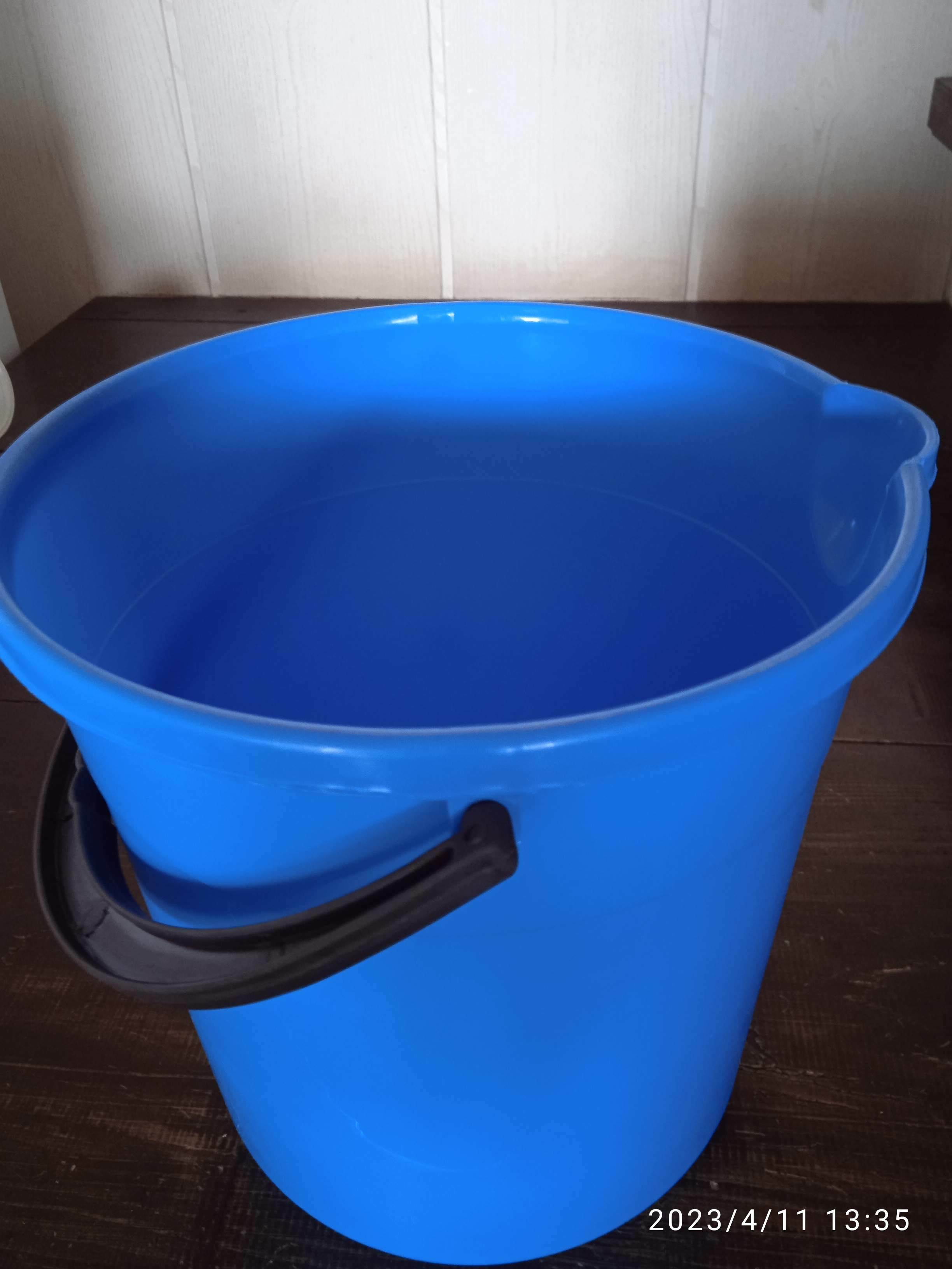 Фотография покупателя товара Ведро со сливом круглое, 7 л, d=23 см, h=23 см, цвет голубой - Фото 1